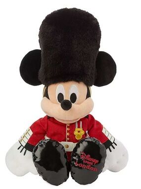 The Worlds Showcase UK The Queens Guard Mickey Plushie NWT